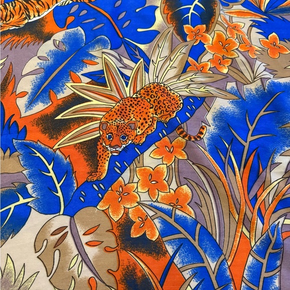 Vtg Jungle Tiger Leopard Oversized Scarf Wrap 68x43 Versace Style 90s Bright EUC - Picture 8 of 11